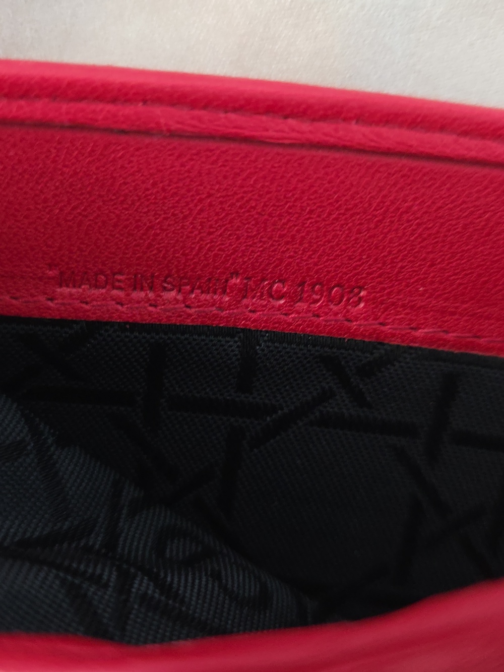 Dior Red Quilted Leather Wallet - Picture 9 of 13
